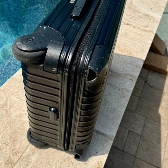 Rimowa carry on - Picture 5 of 8